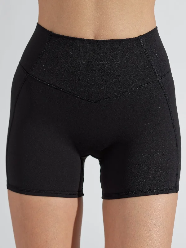 Curve Short 4"" - Onyx Black