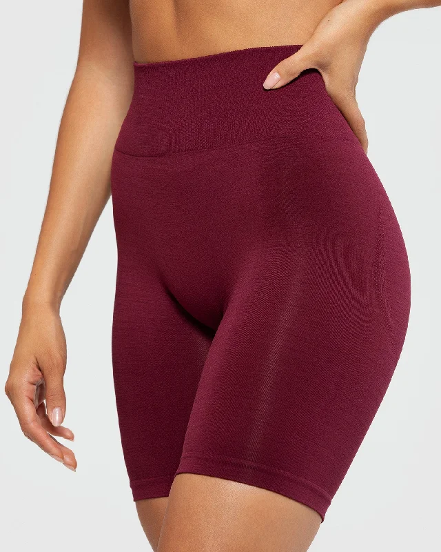 Define Scrunch Seamless Cycling Shorts | Dark Cherry