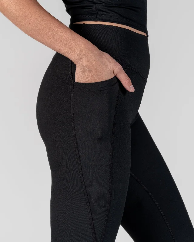 AYA Accentuate Your Assets Mid-Rise Leggings - Black