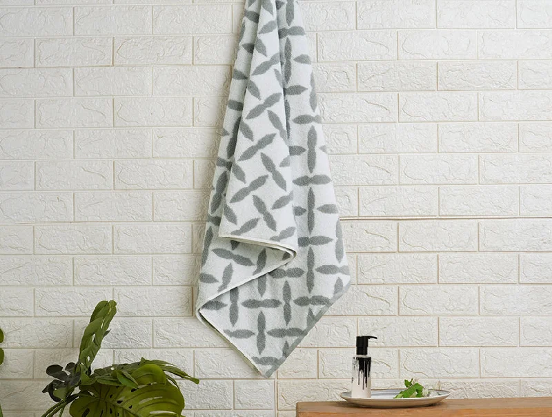 High Rise - Grey 100% Cotton Bath Towel - Mirabella By Spaces