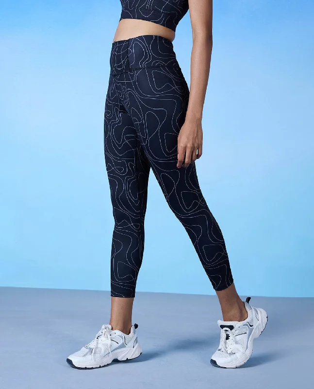 Nykd by Nykaa High Rise Trendsetter Printed Legging-NYK121-Doodle Black Print