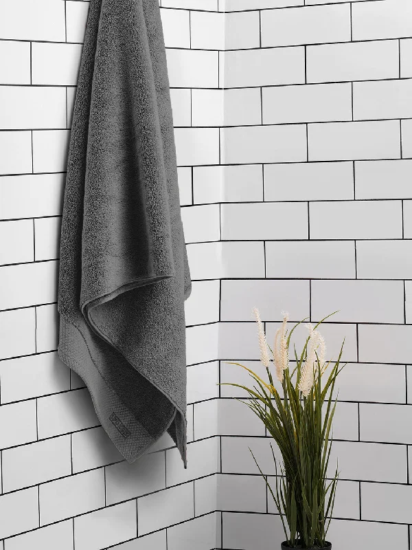 Solid Dark Grey 100% Egyptian Cotton Bath Towel - Luxury Egyption Cotton By Spaces