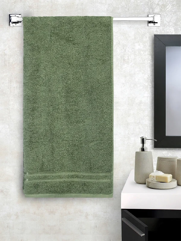 Solid Green 100% Cotton Quick Absorbent Bath Towel - Quik Dry By Welspun