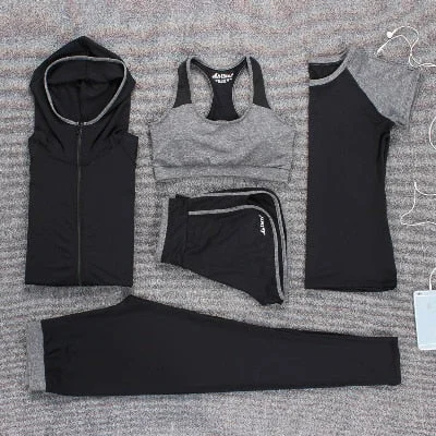 grey 5 piece / M