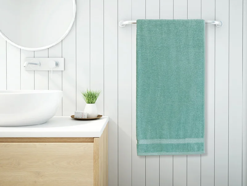 Welspun Anti Bacterial 100% Cotton Bath Towel